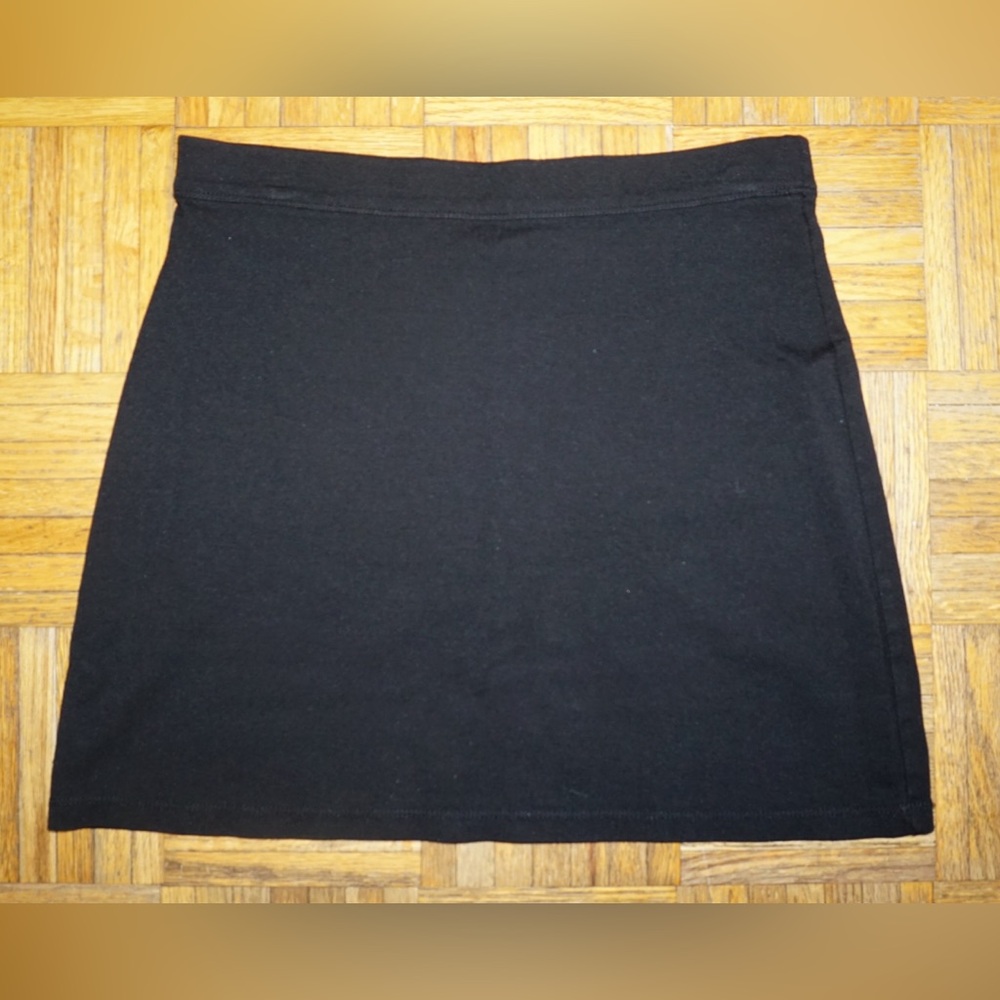 Max Studio Classic Black Women's Skirt